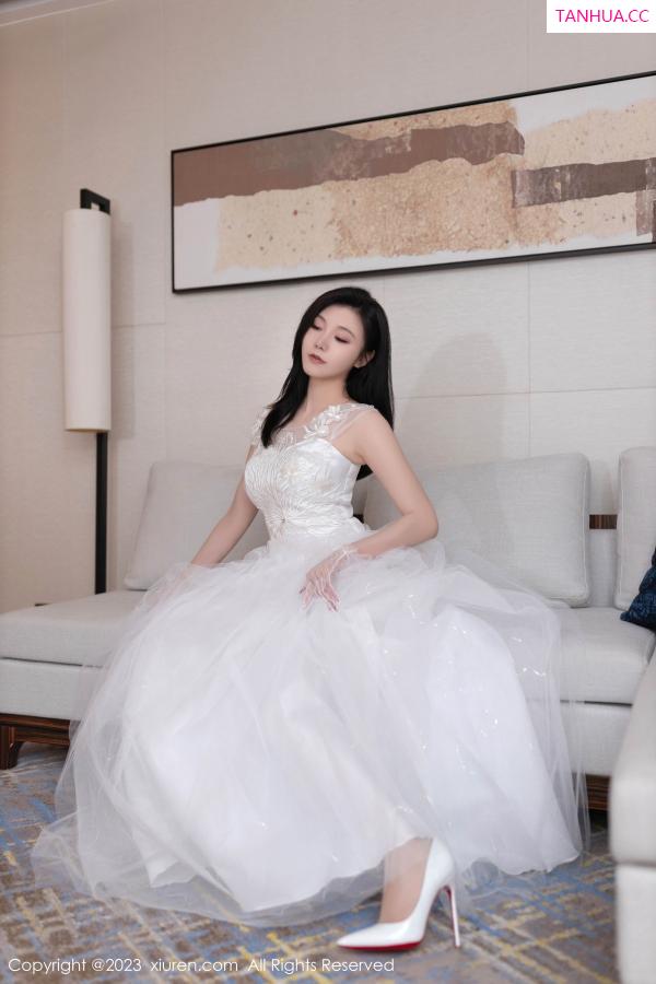 安然Maleah  [XiuRen]高清写真图 2023.08.08 No.7201 安然anran 婚纱美腿第6张图片